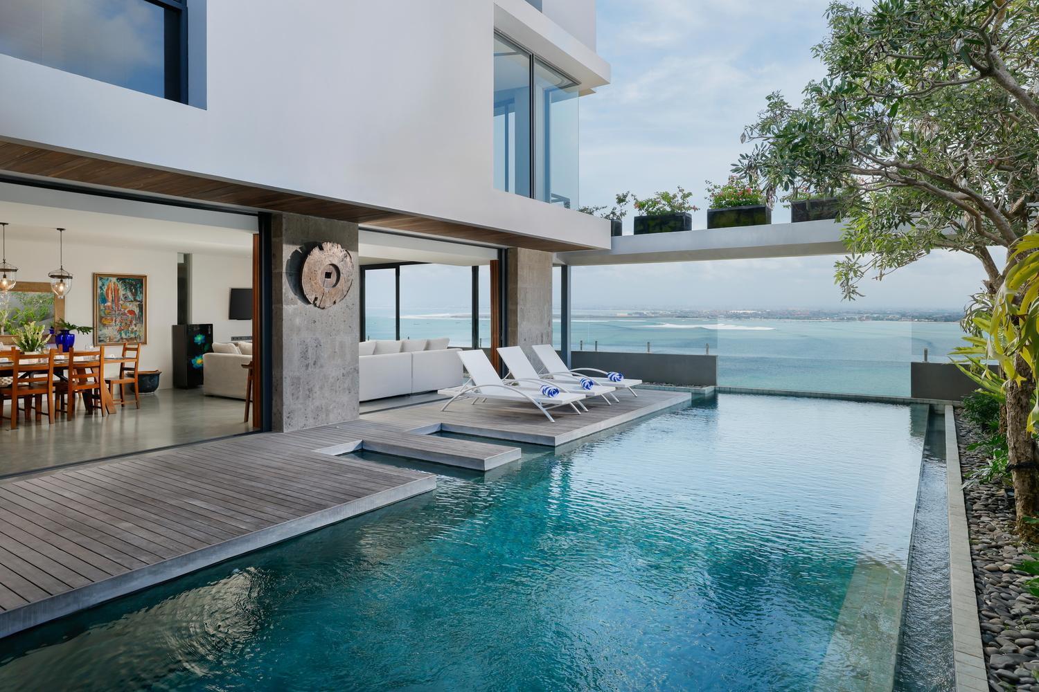 Santos Cliff View By Nakula